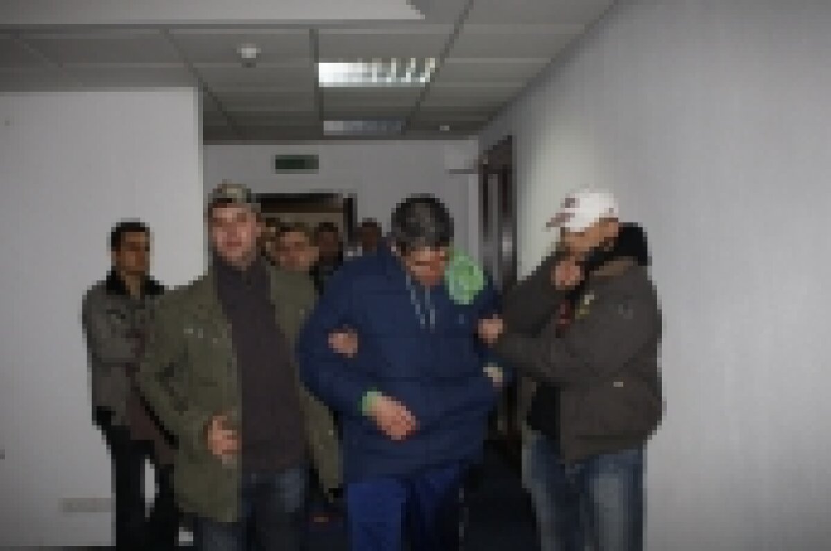 FOTO / Un suporter a lovit un copil la Steaua-Ceahlăul!