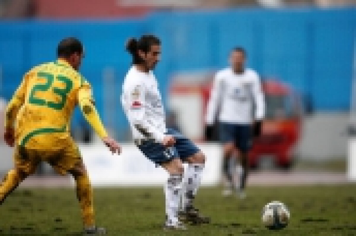 FOTO / Lupte în noroi la Gaz Metan - Vaslui