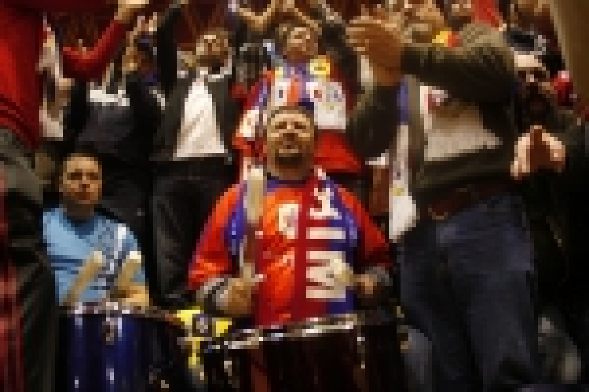 Vezi imagini cu atmosfera de la Vîlcea înaintea jocului Oltchim - Viborg!