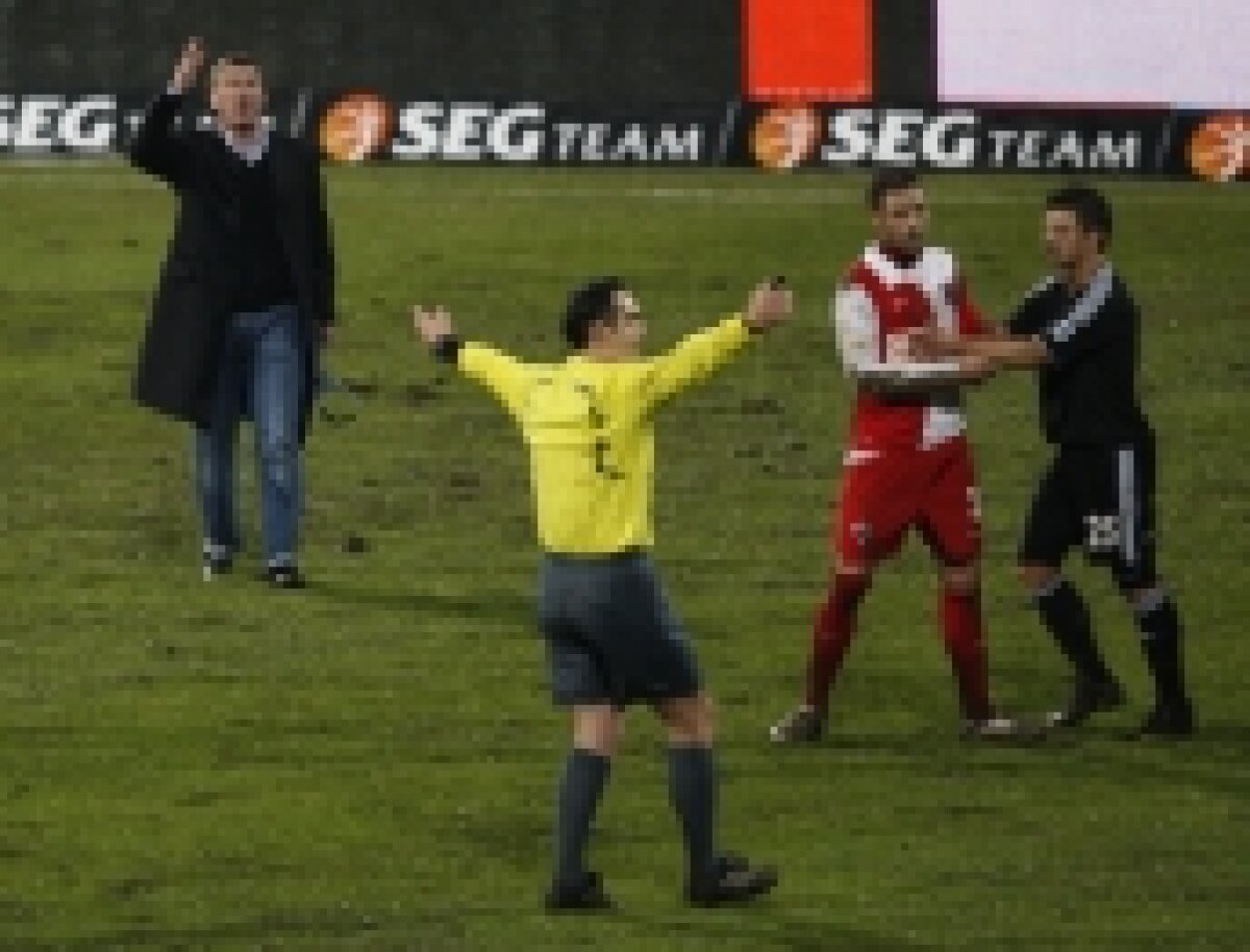 FOTO / Vezi imagini din derby-ul Dinamo-Craiova!