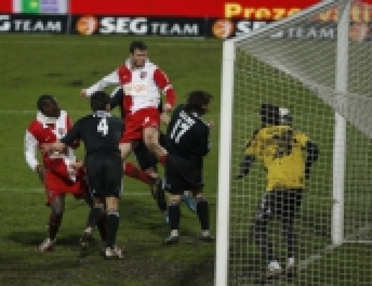 FOTO / Vezi imagini din derby-ul Dinamo-Craiova!