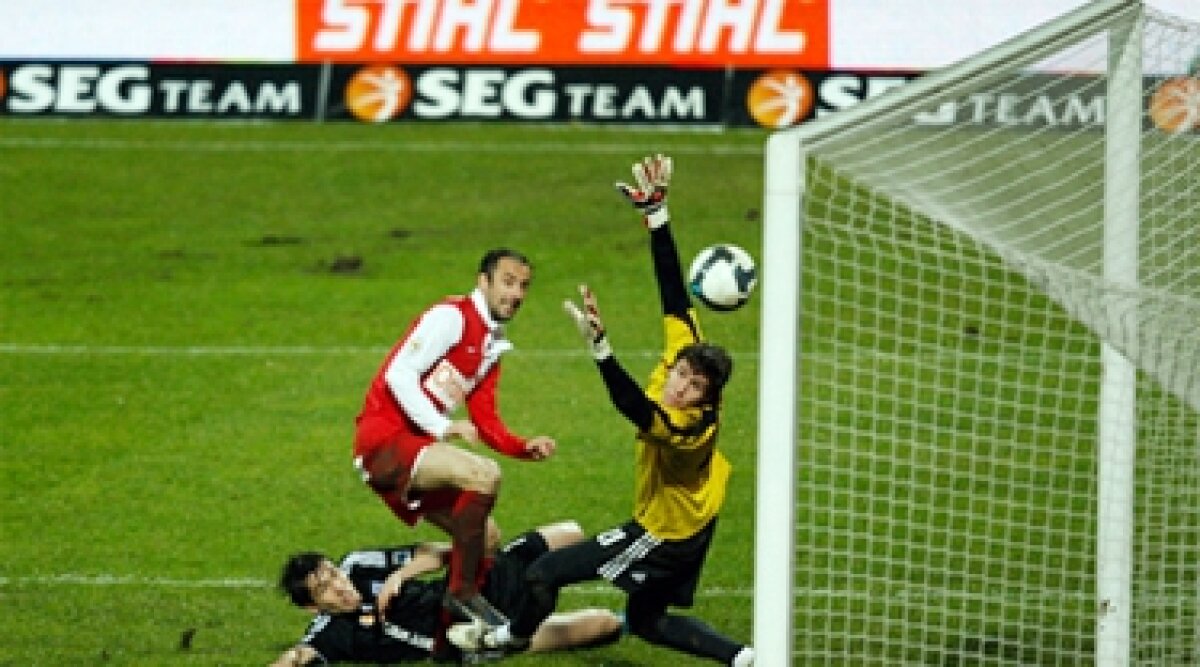 FOTO / Vezi imagini din derby-ul Dinamo-Craiova!