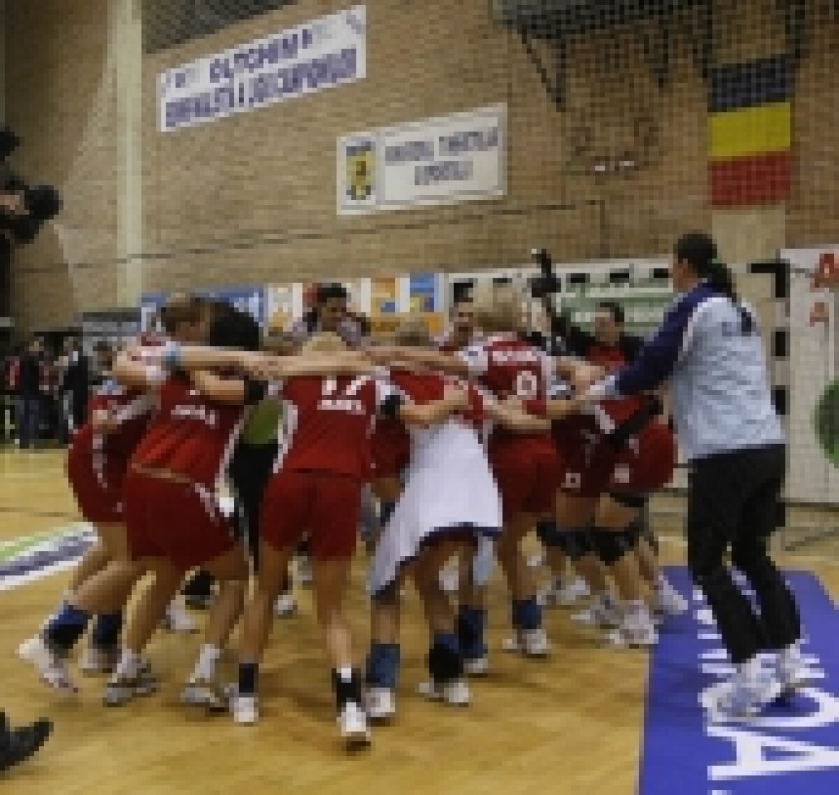FINAL » Oltchim a batut campioana Europei, Viborg, 27-26