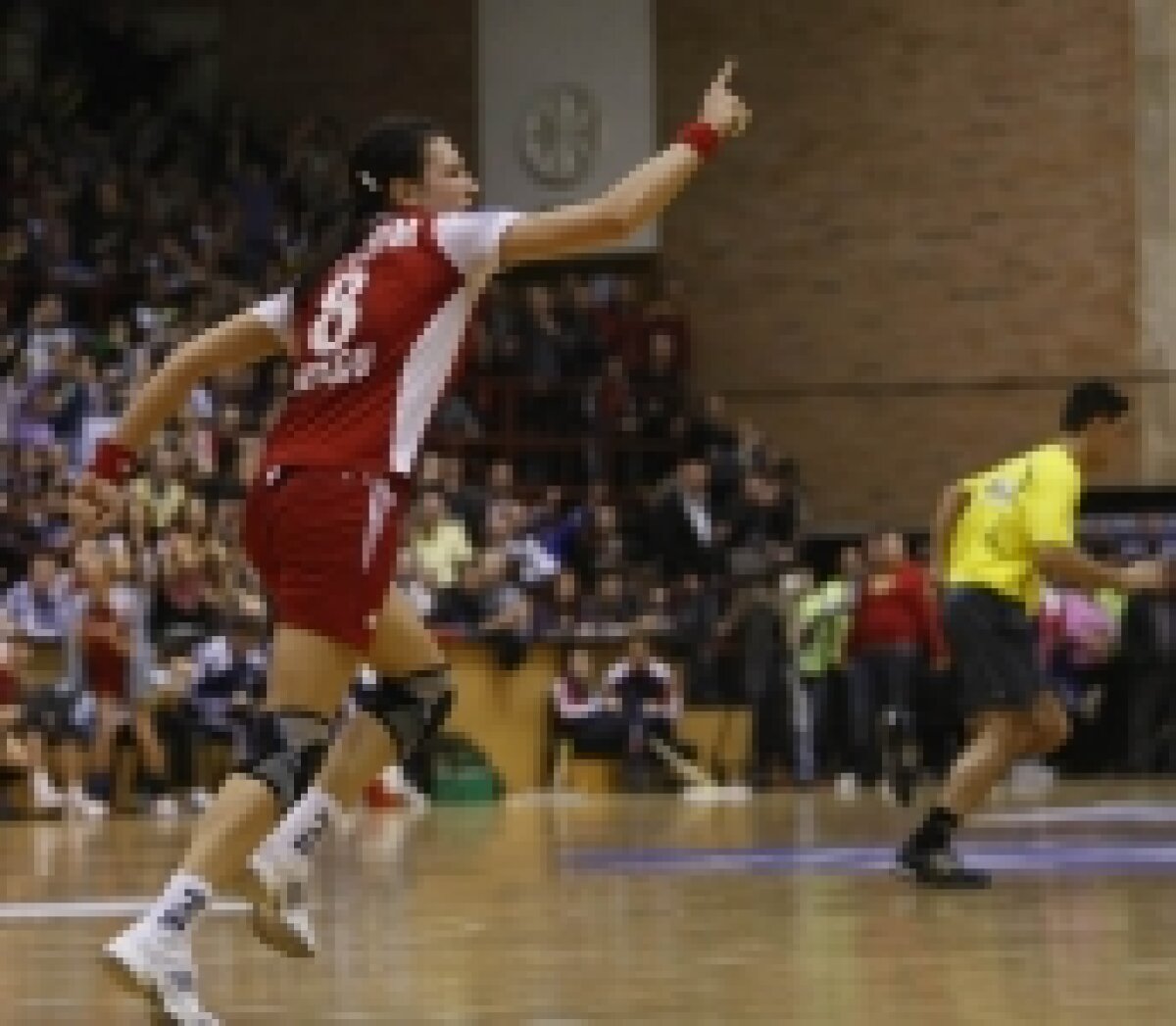 FINAL » Oltchim a batut campioana Europei, Viborg, 27-26