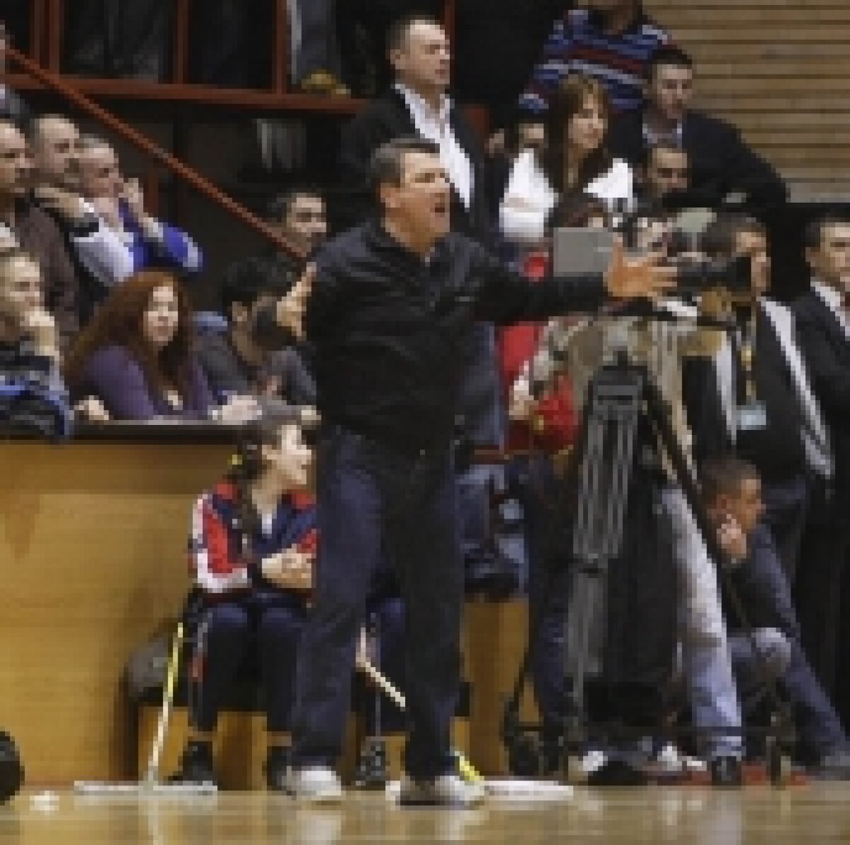 FINAL » Oltchim a batut campioana Europei, Viborg, 27-26