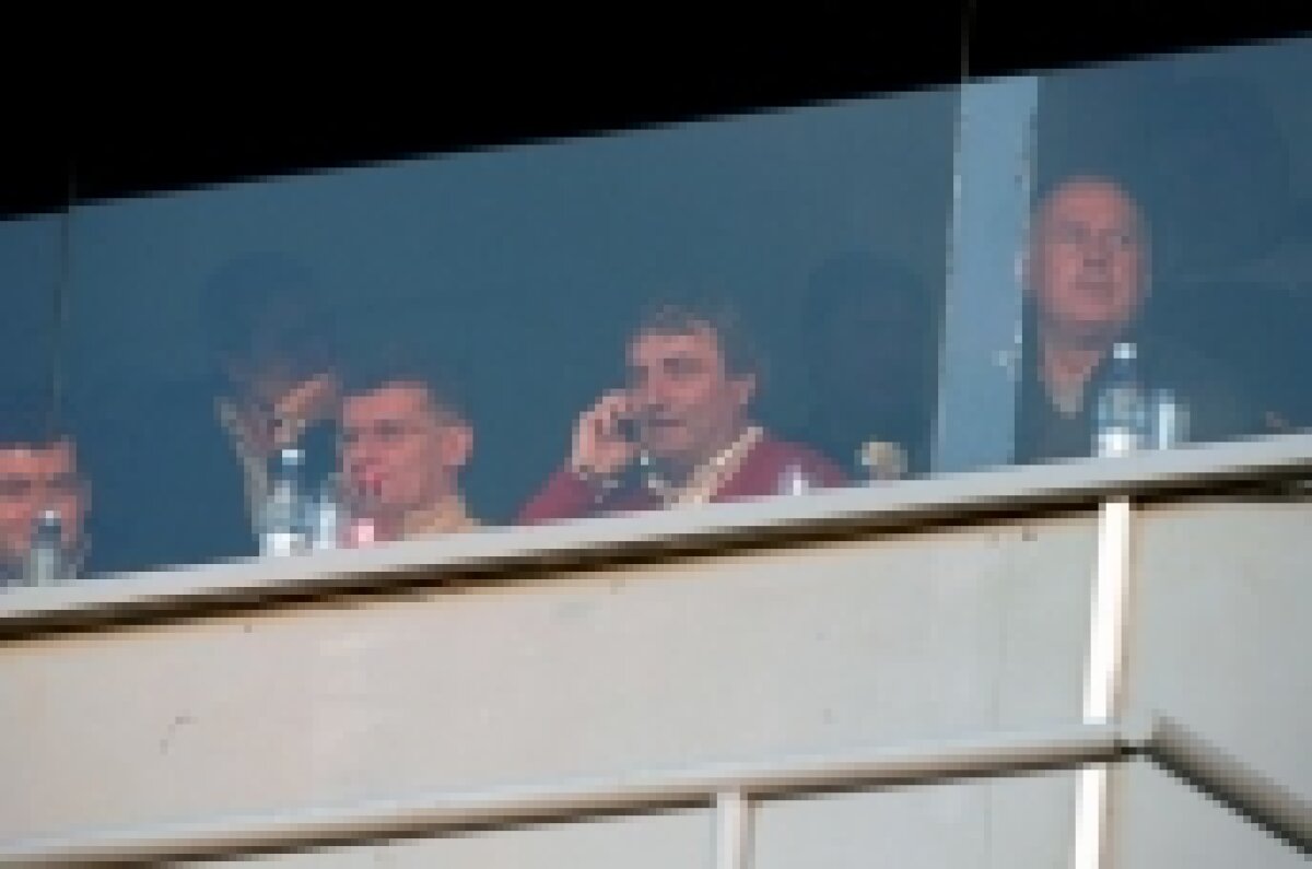 FOTO / Stoichiţă şi Nae Manea asistă la meciul Unirea Urziceni - CFR Cluj