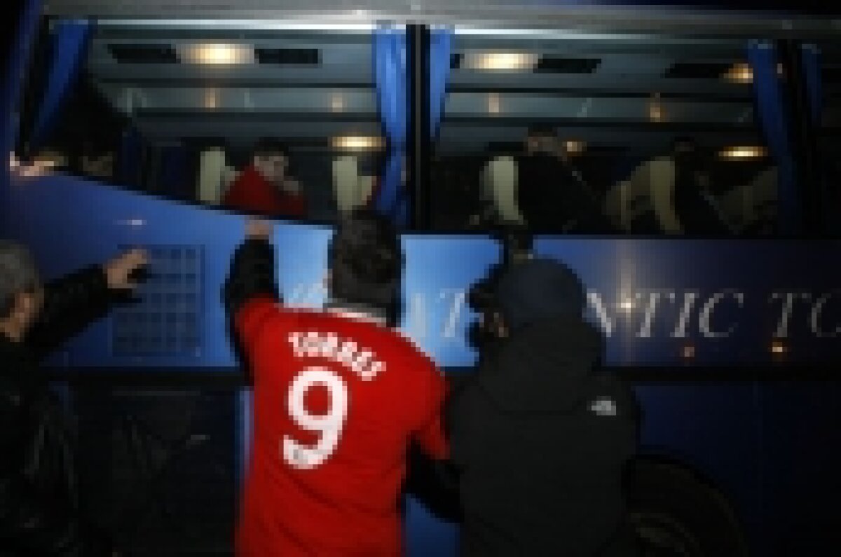 Vezi imagini de la sosirea lui Liverpool!