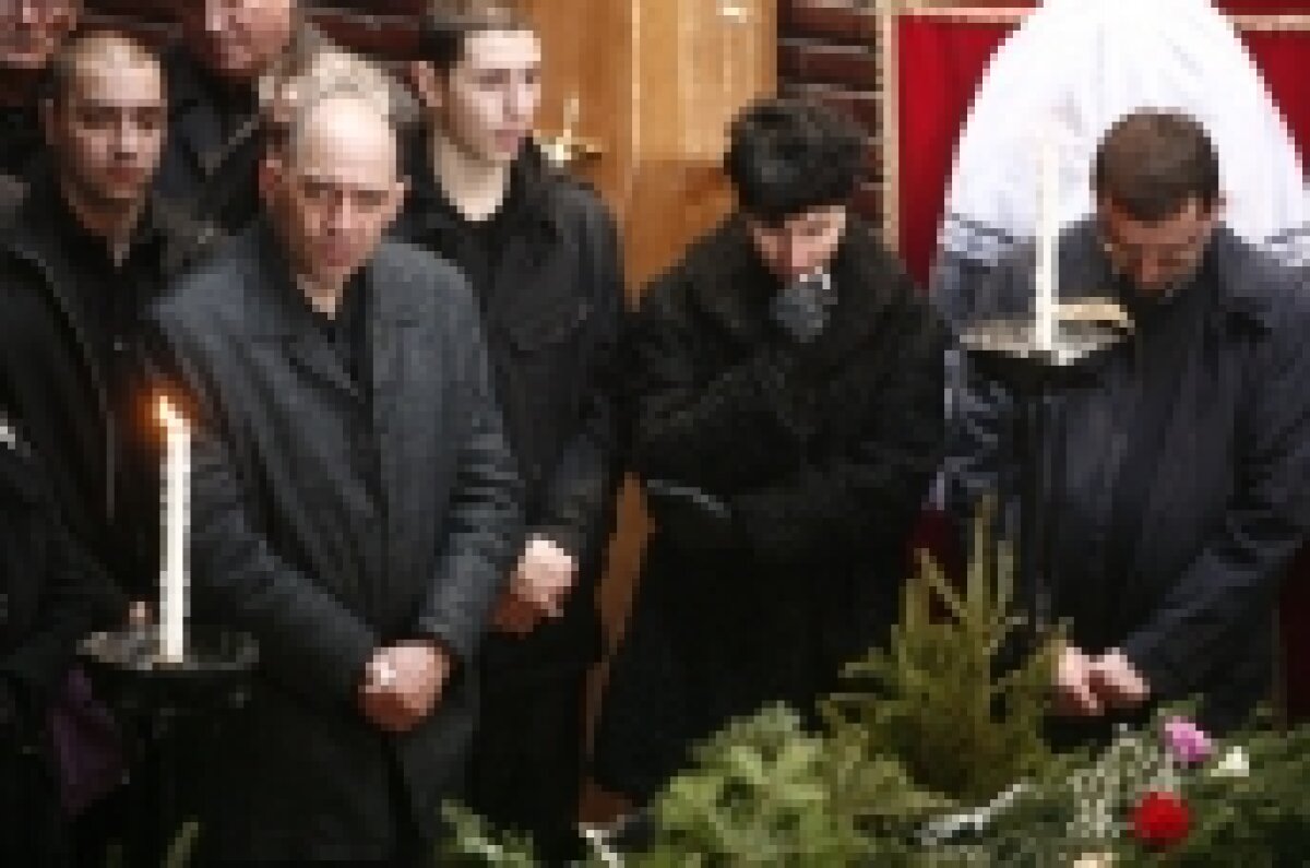 FOTO / Mircea Salomir a fost înmormîntat astăzi