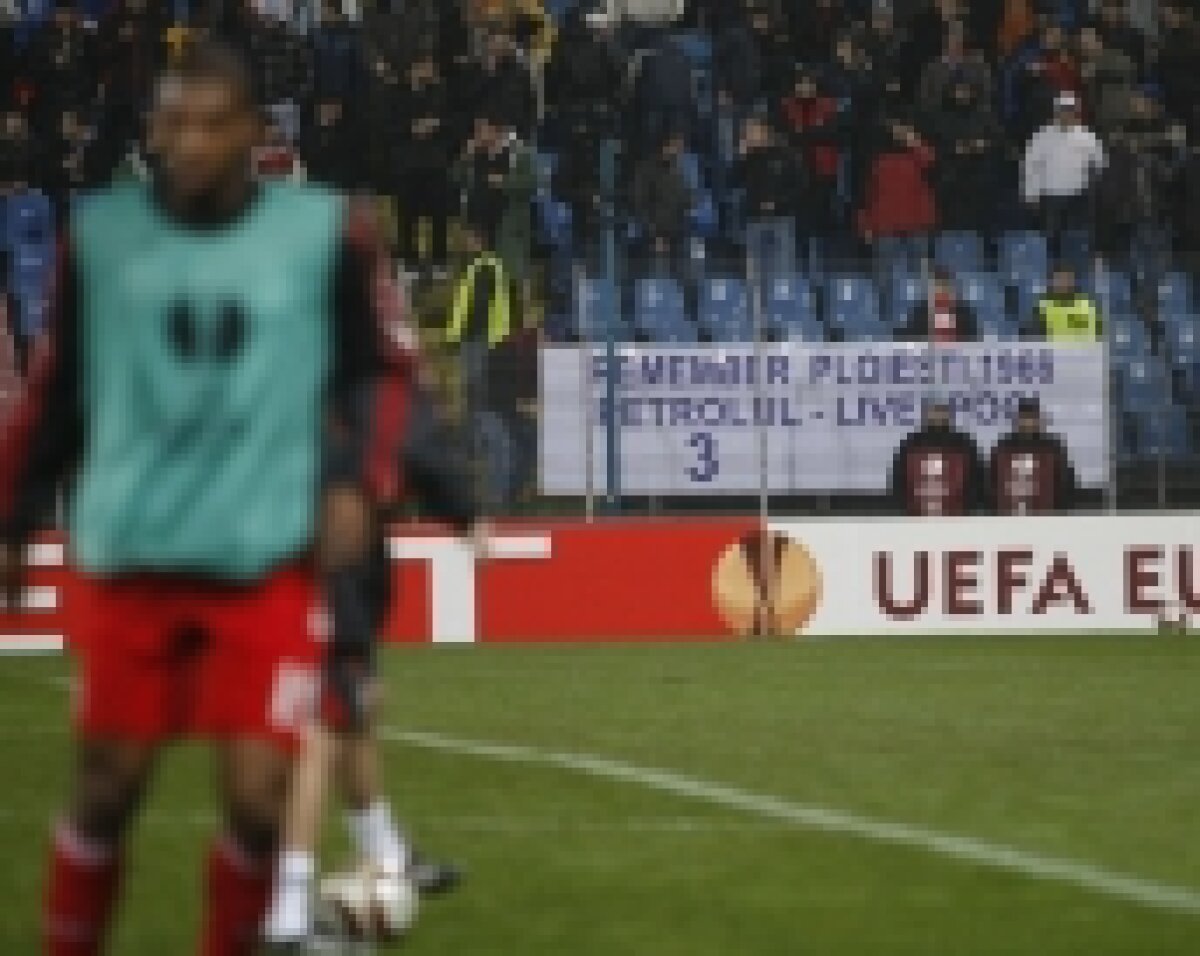 FOTO / Vezi imagini cu atmosfera din stadion înainte de Urziceni-Liverpool