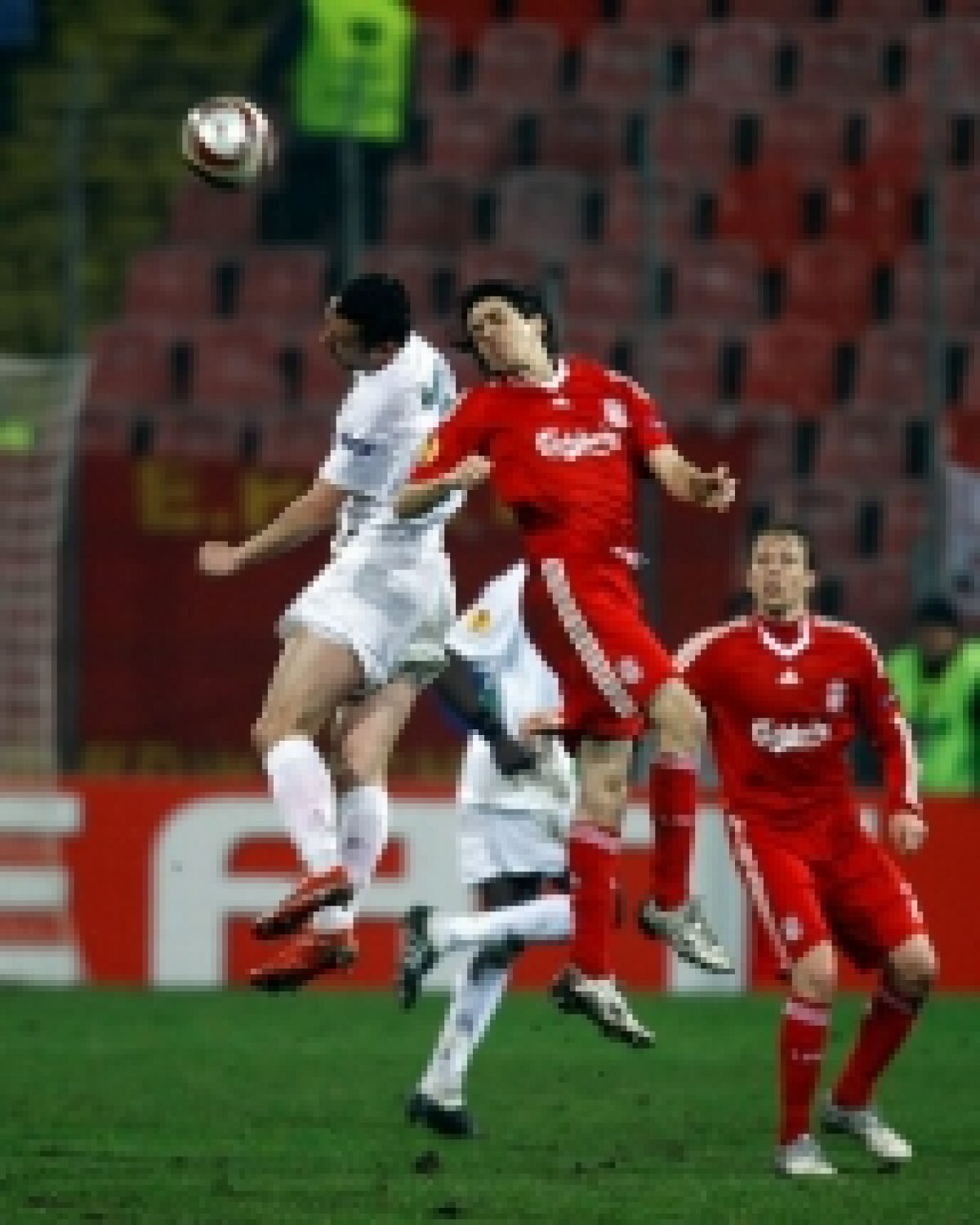 FOTO / Unirea Urziceni - Liverpool 1-3 / Ialomiţenii părăsesc cupele europene cu fruntea sus