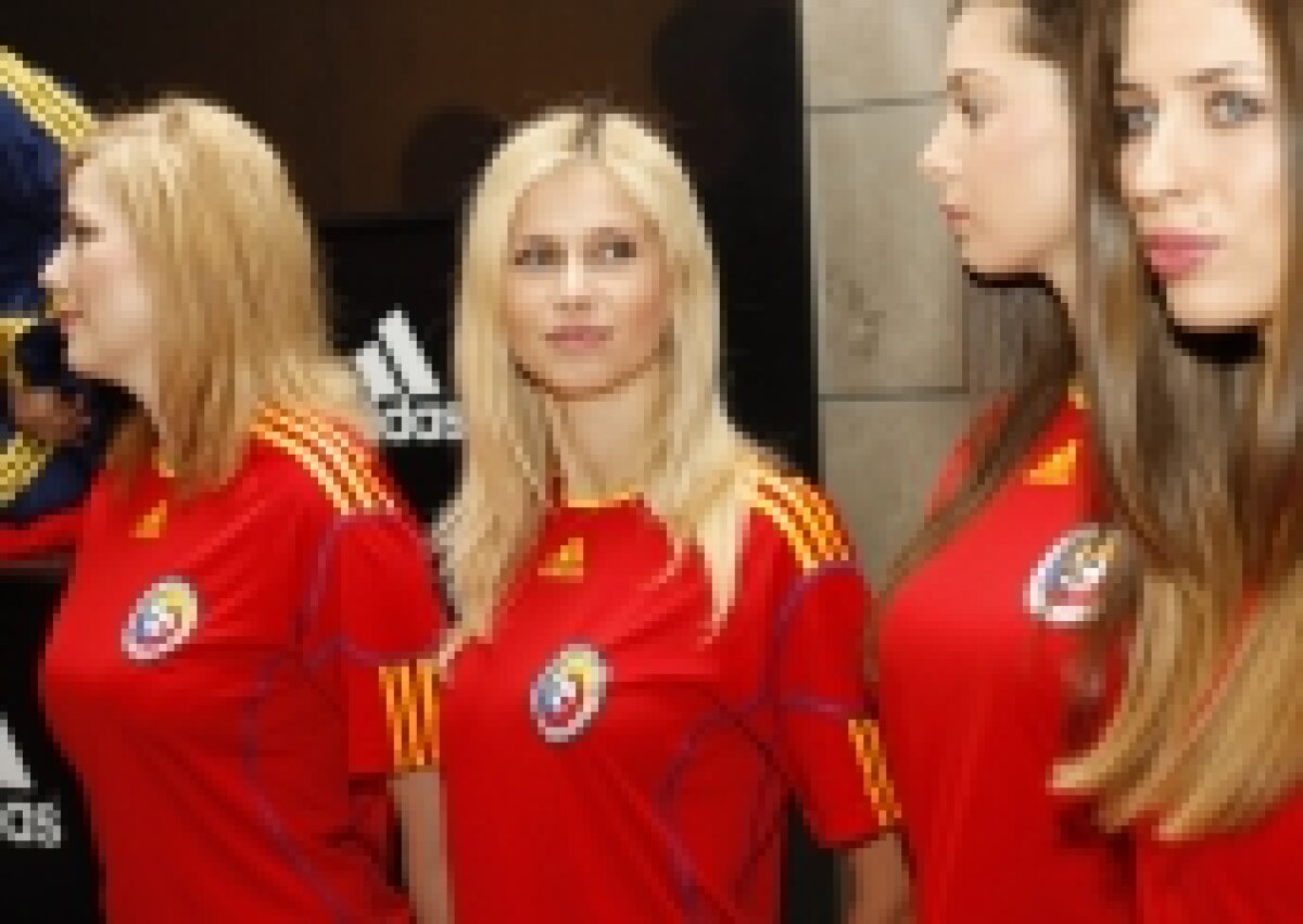 "Naţionala" şi-a lansat azi noul echipament. Vezi imagini cu tricourile!