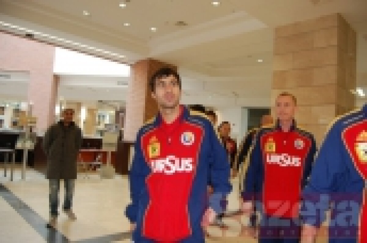 "Naţionala" şi-a lansat azi noul echipament. Vezi imagini cu tricourile!