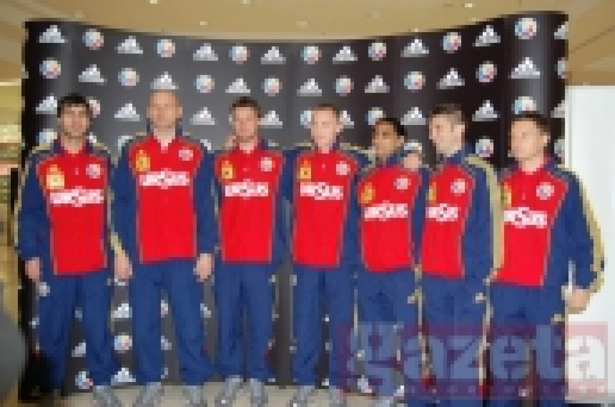 "Naţionala" şi-a lansat azi noul echipament. Vezi imagini cu tricourile!