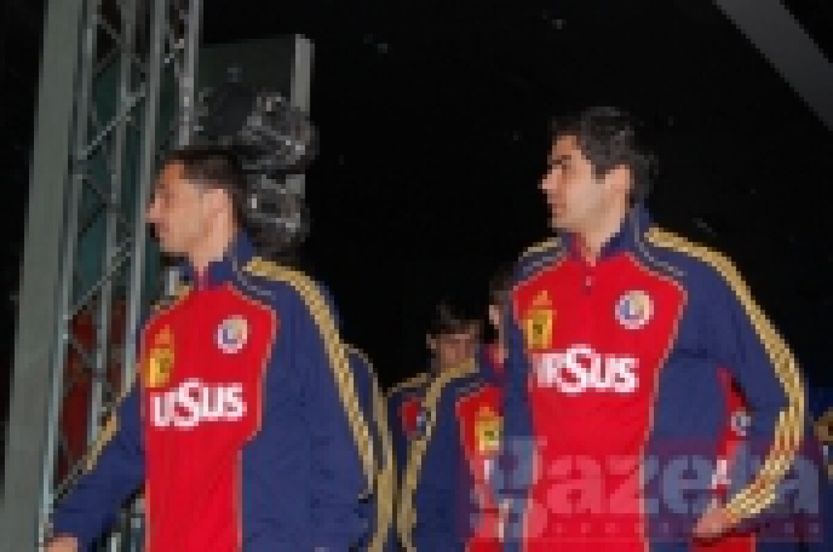 "Naţionala" şi-a lansat azi noul echipament. Vezi imagini cu tricourile!