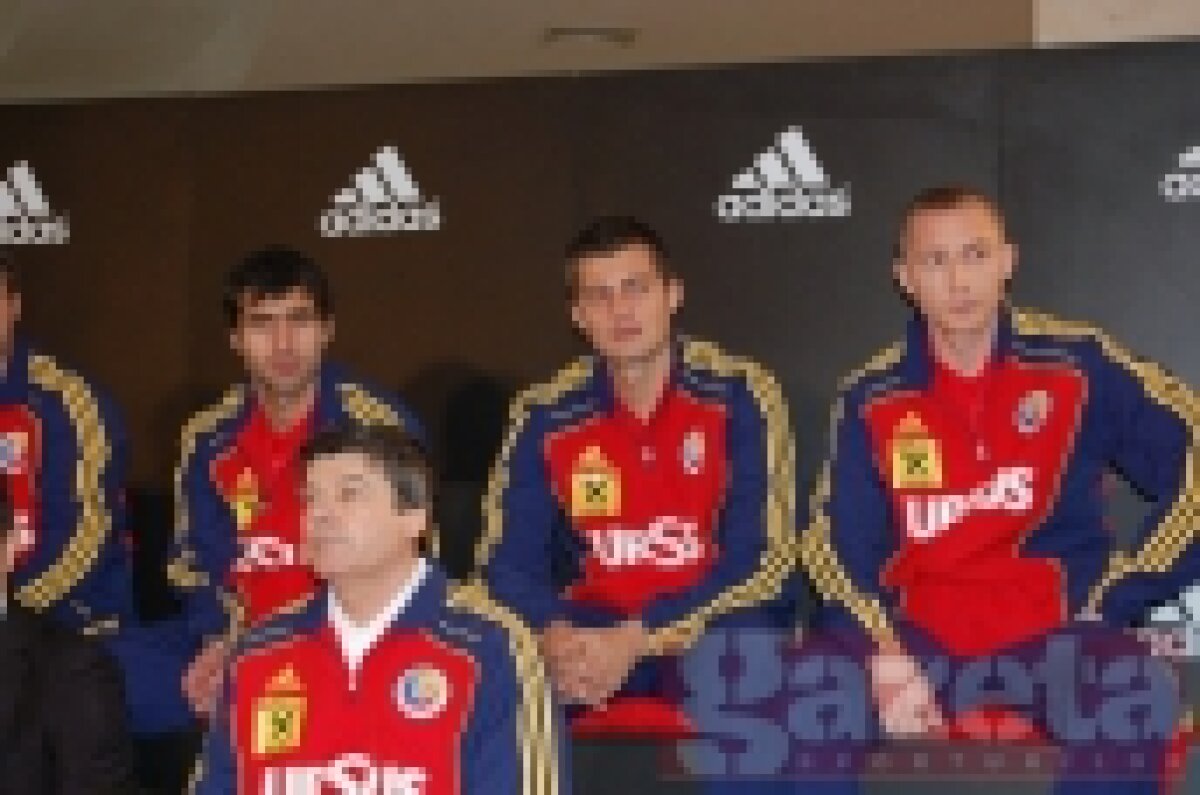 "Naţionala" şi-a lansat azi noul echipament. Vezi imagini cu tricourile!