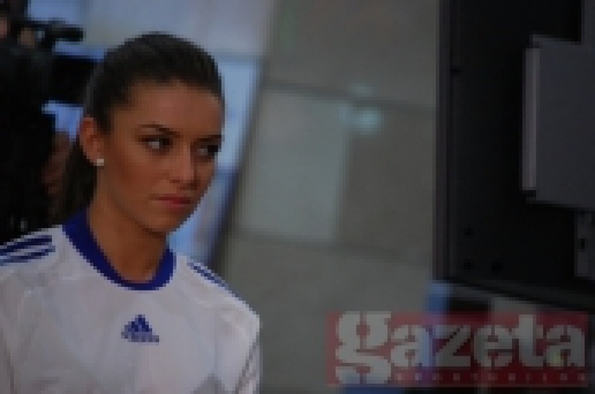 "Naţionala" şi-a lansat azi noul echipament. Vezi imagini cu tricourile!