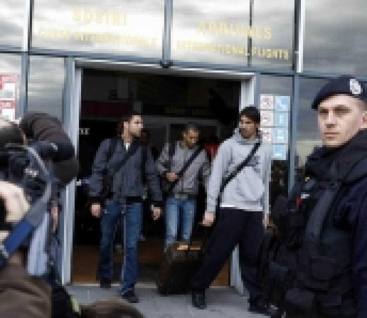 FOTO / Echipa naţională a sosit la Timişoara pentru meciul cu Israel