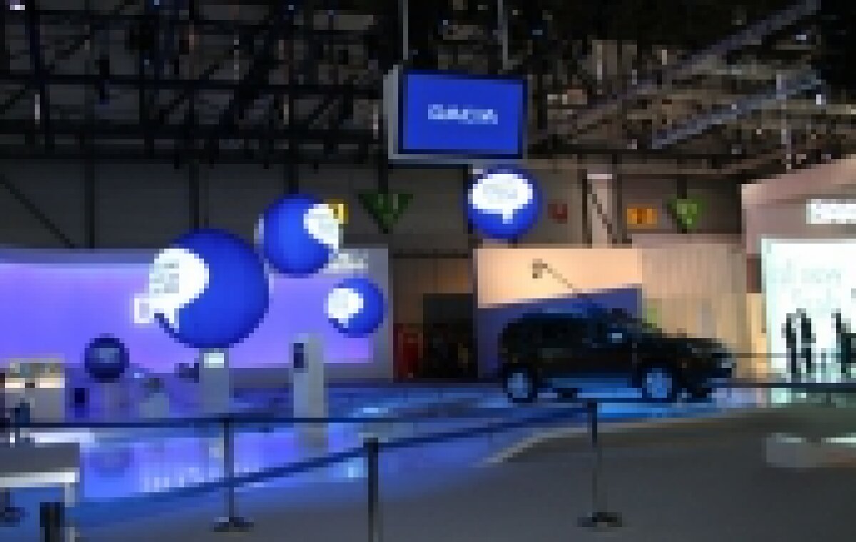 FOTO / Primele poze cu Dacia Duster la Salonul Auto de la Geneva!