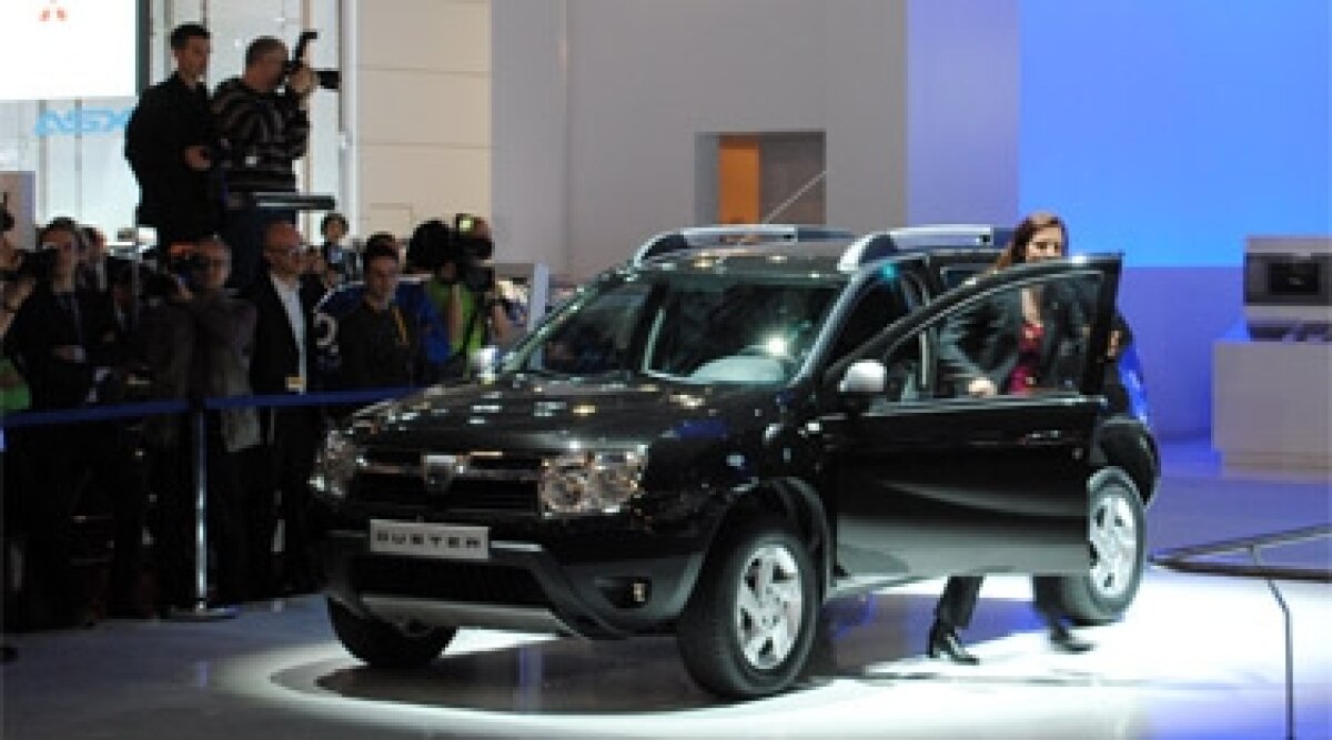 FOTO / Lansarea oficială a maşinii Dacia Duster, la Salonul Auto de la Geneva
