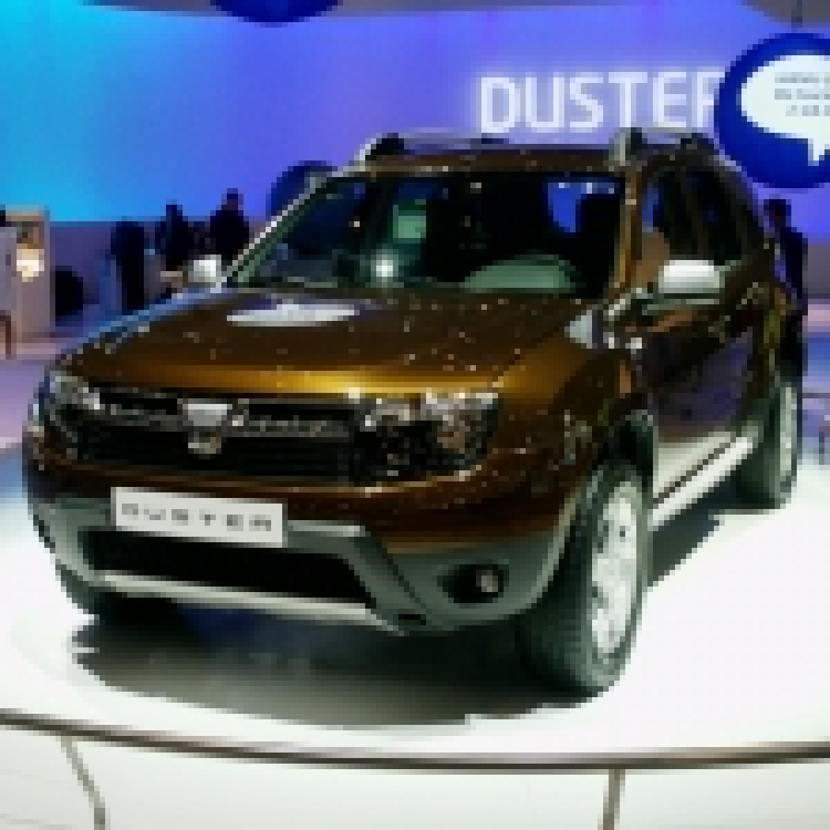 Prima maşină de teren Dacia poate fi comandată începînd de astăzi, la un preţ fără concurenţă » Lovitură sub centură