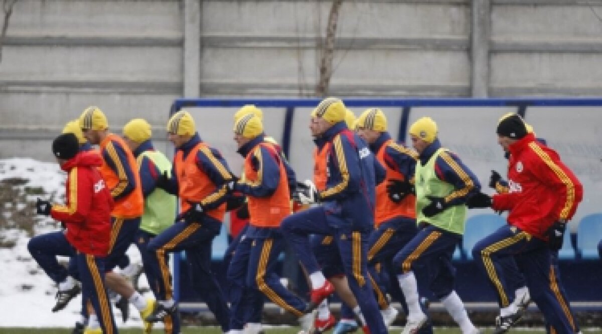 GALERIE FOTO / Naţionala Under-23 pregăteşte amicalul cu Italia la Mogoşoaia