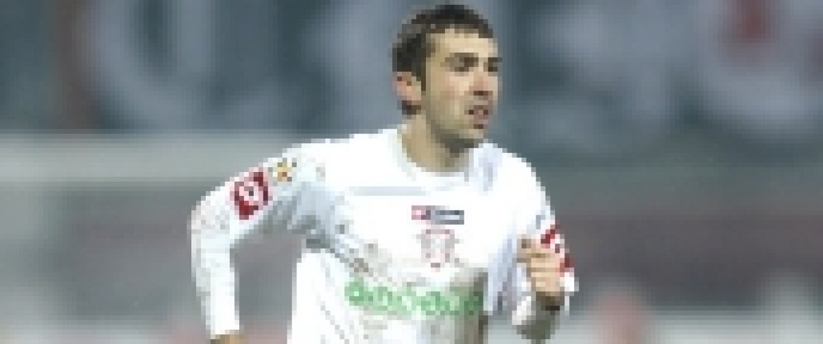 FC Rapid face precizări privind transferurile fotbaliştilor Dacian Varga şi Tibi Bălan