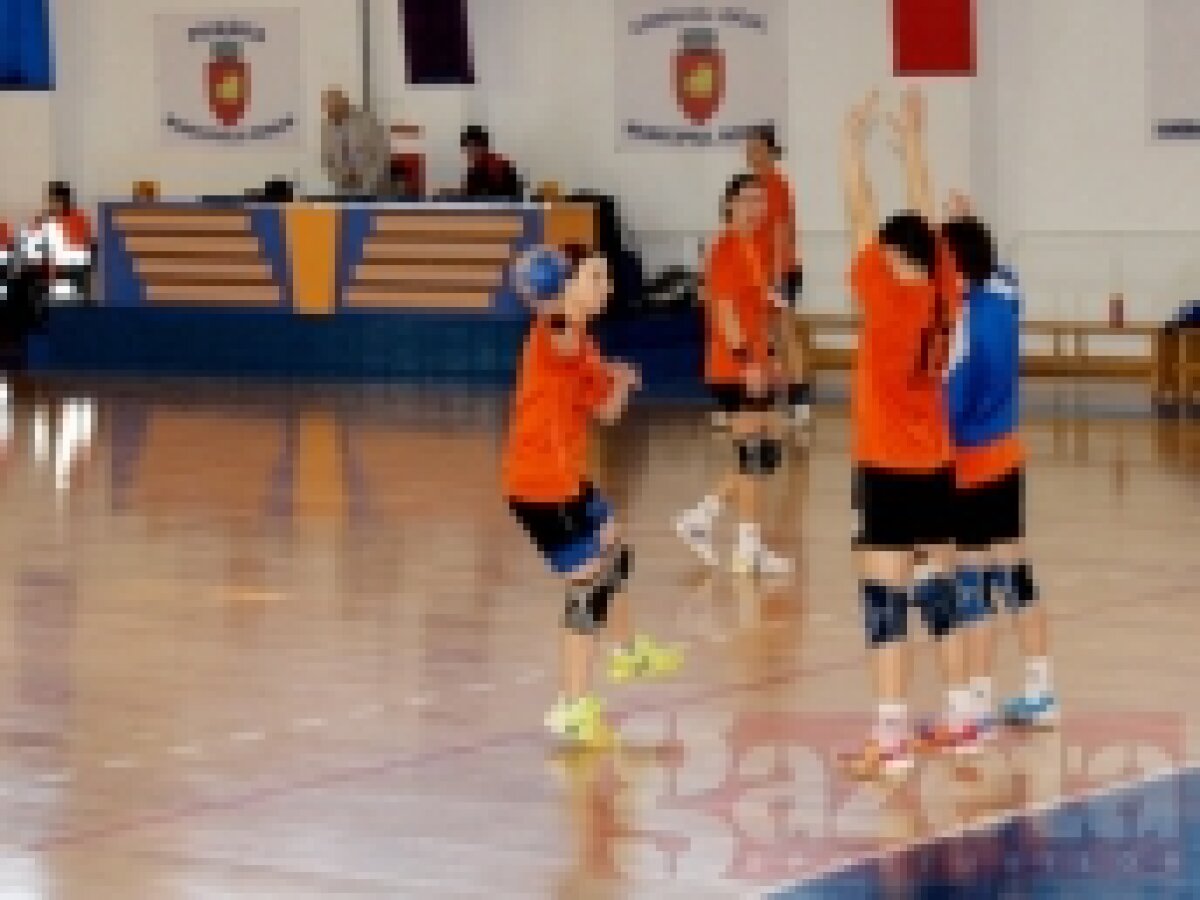 HCM Roman a cîştigat întîlnirea cu Rapid, 38-24