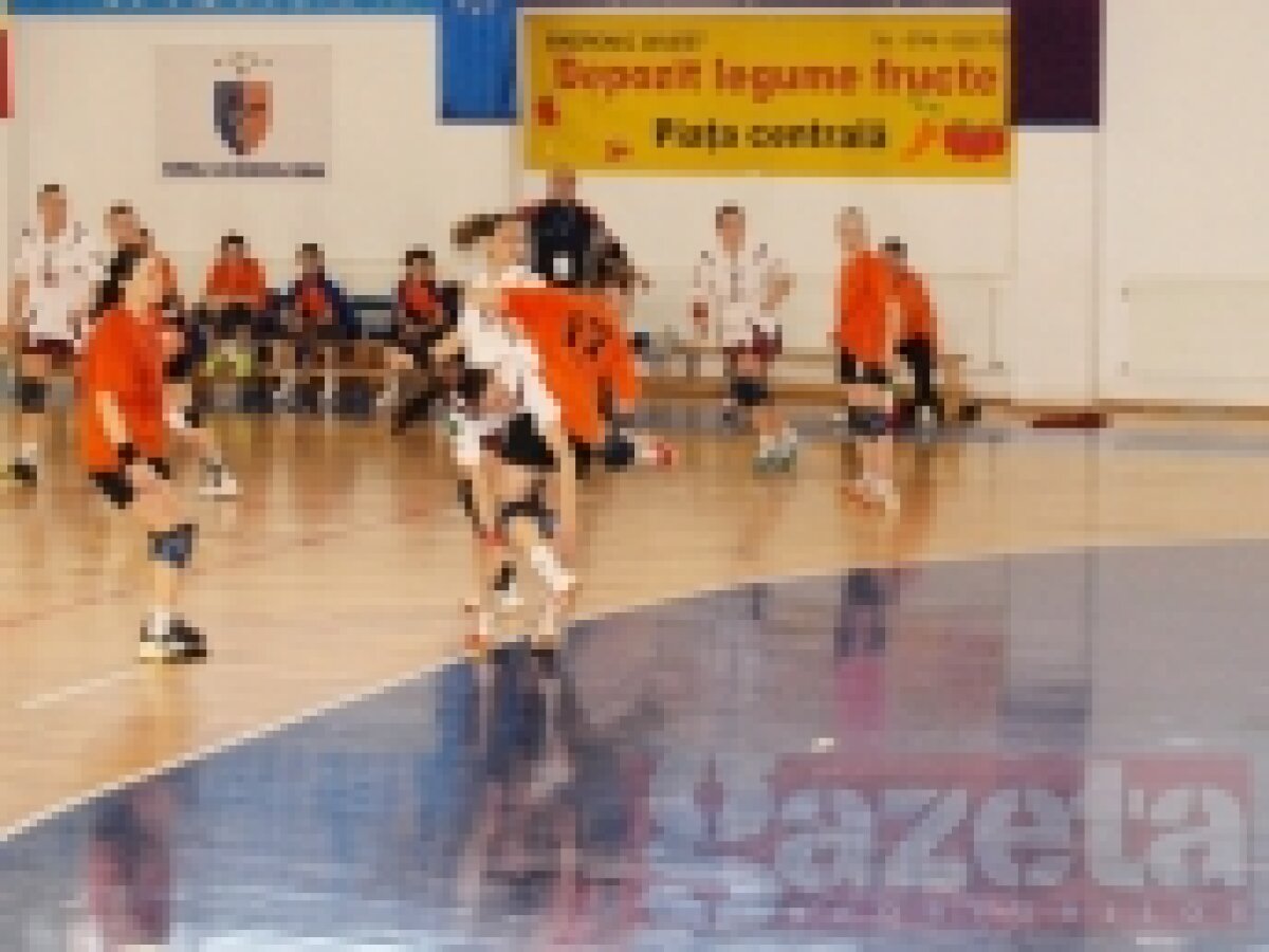 HCM Roman a cîştigat întîlnirea cu Rapid, 38-24