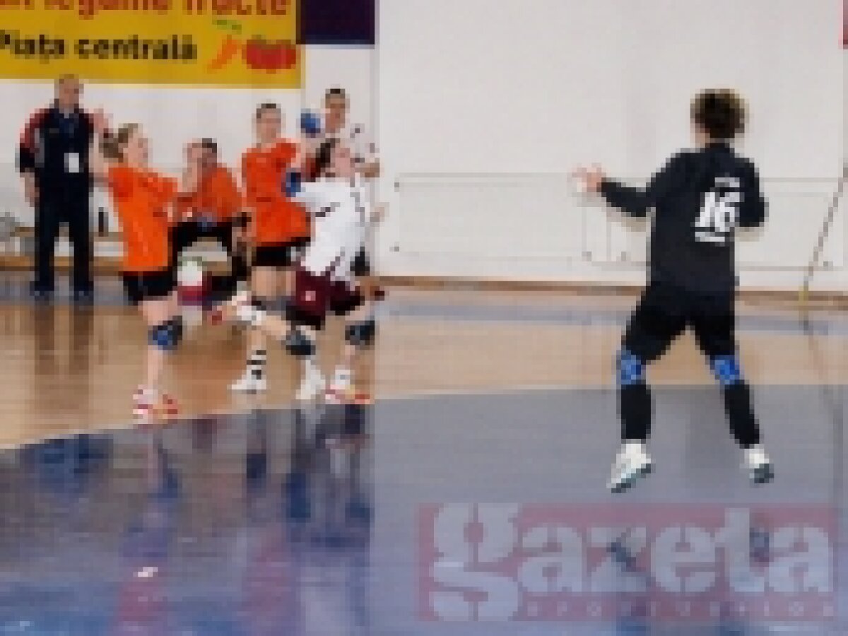 HCM Roman a cîştigat întîlnirea cu Rapid, 38-24