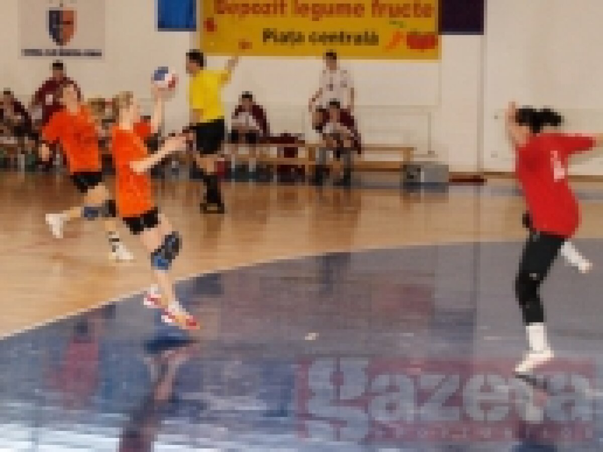 HCM Roman a cîştigat întîlnirea cu Rapid, 38-24