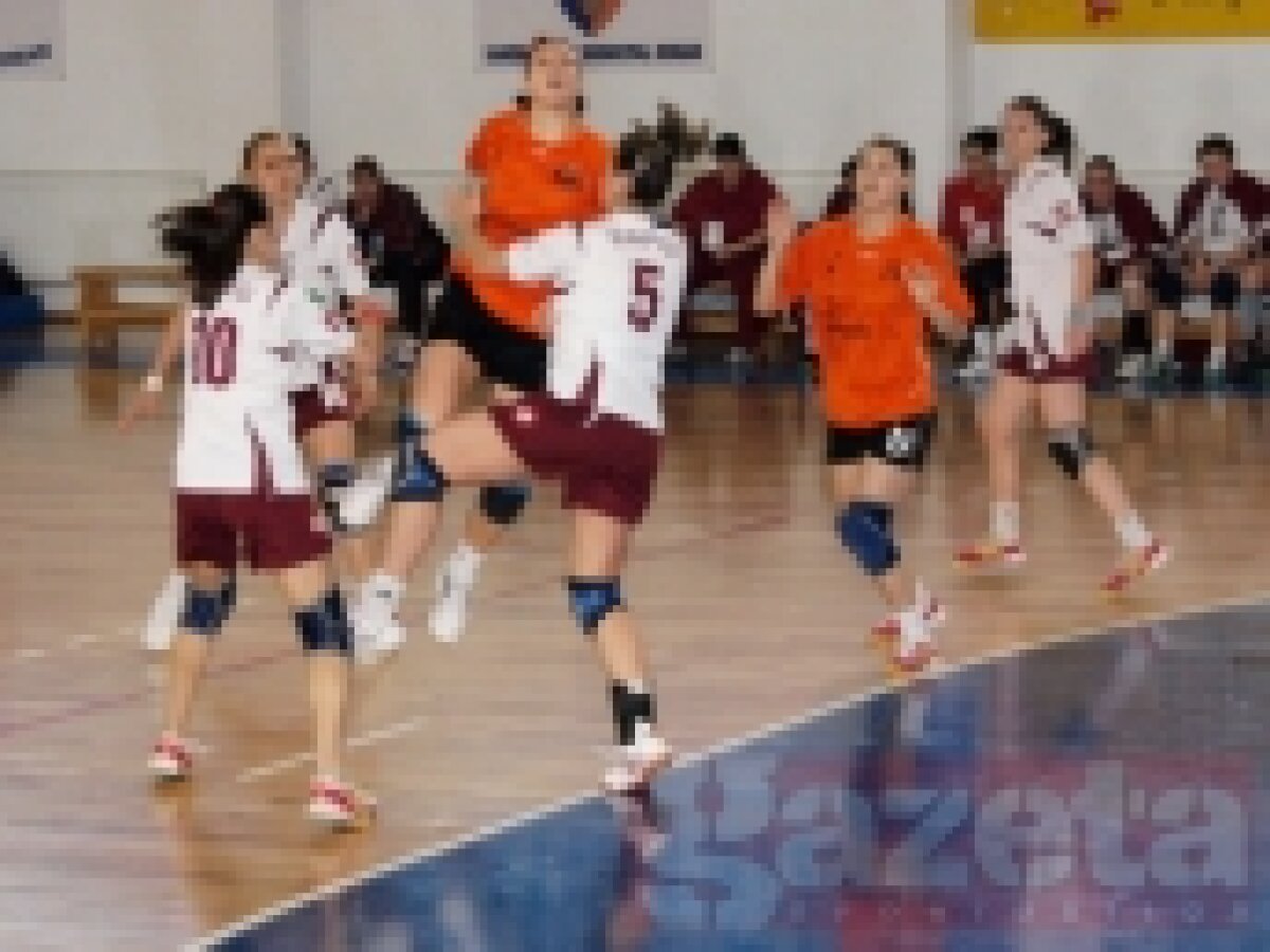 HCM Roman a cîştigat întîlnirea cu Rapid, 38-24