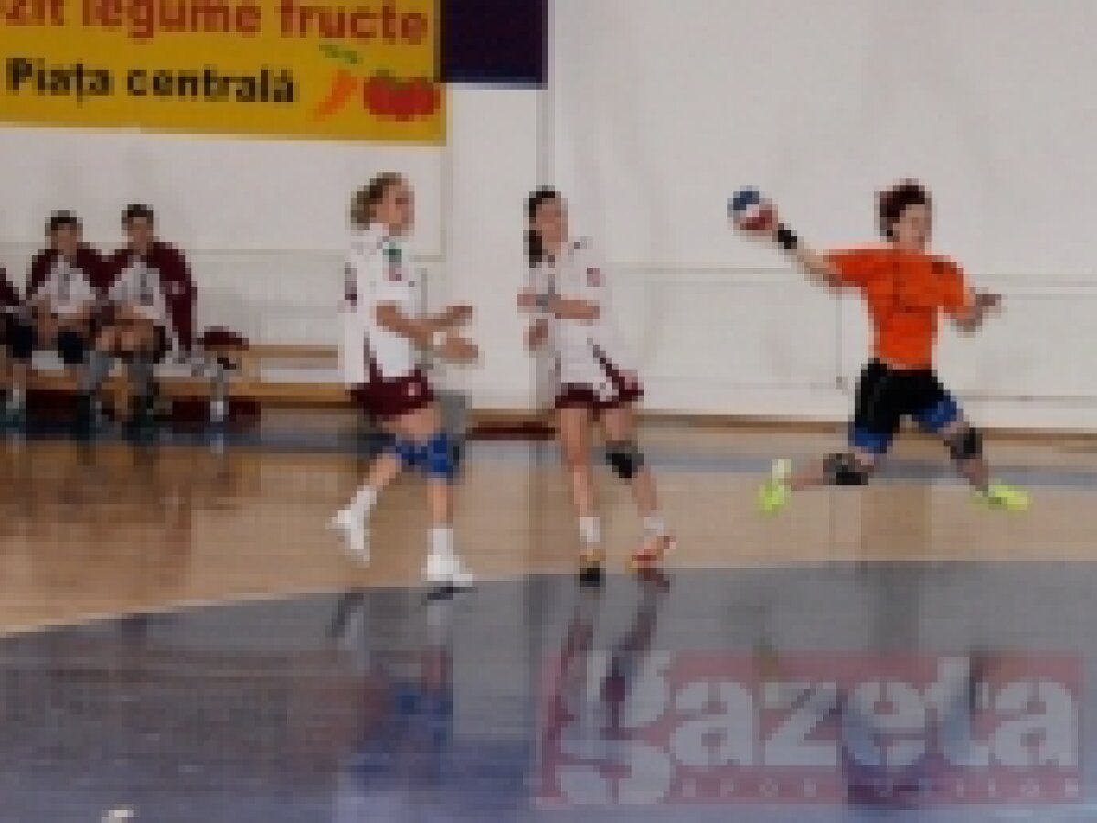 HCM Roman a cîştigat întîlnirea cu Rapid, 38-24