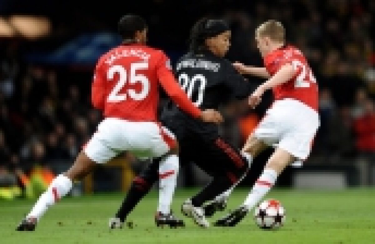 FOTO / Geniul lui Rooney a calificat-o pe Man United