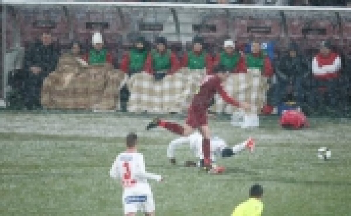 FOTO / Vezi imagini de la partida CFR Cluj - Dinamo