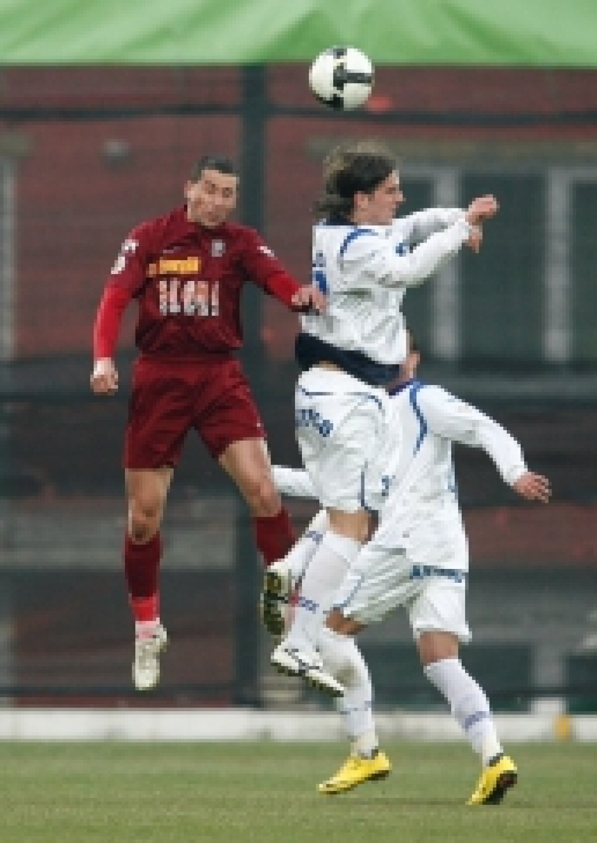 GALERIE FOTO / CFR rămîne lider