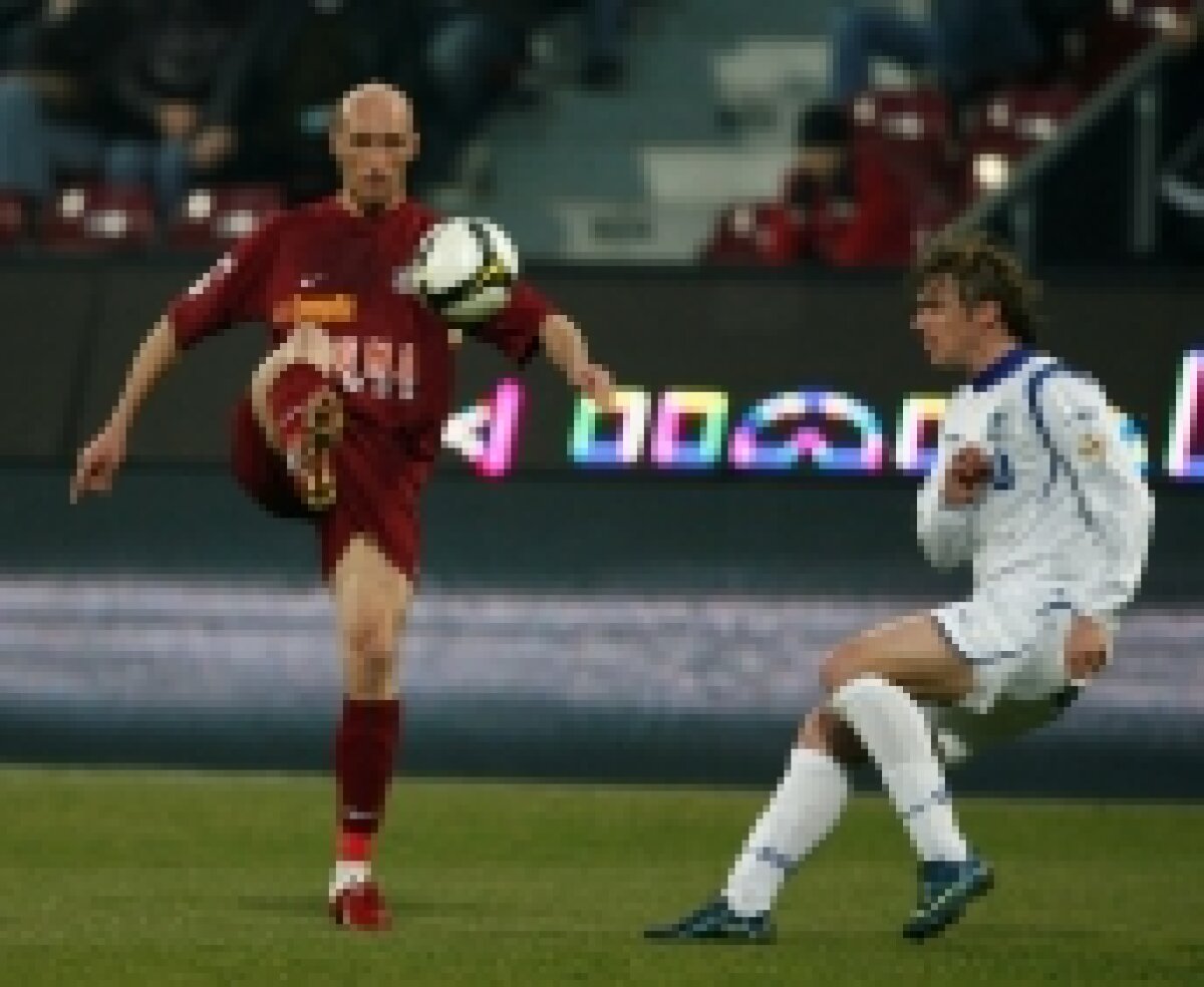 GALERIE FOTO / CFR rămîne lider