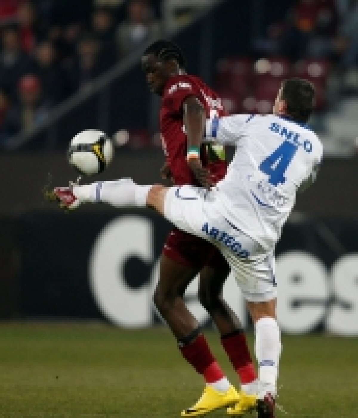 GALERIE FOTO / CFR rămîne lider