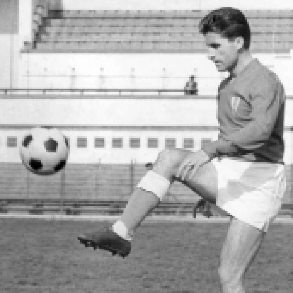 Află povestea primului "stranier" sosit în România după instaurarea comunismului » Patimile lui Christos