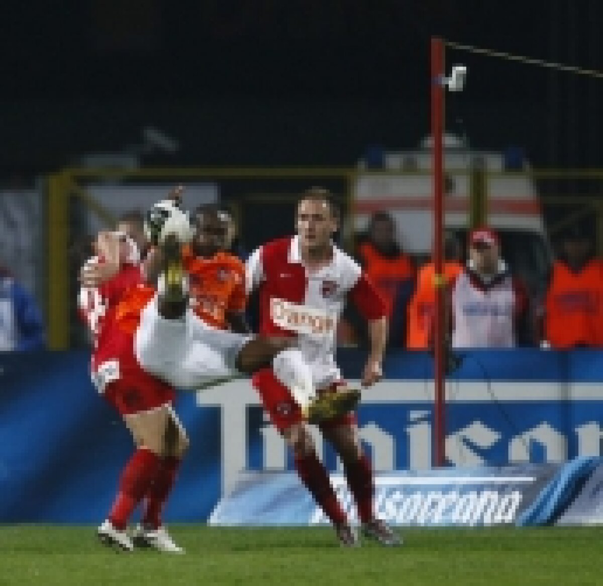 FOTO / Vezi imagini de la partida Dinamo -  CFR Cluj