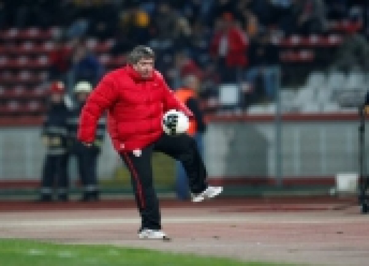 FOTO / Vezi imagini de la partida Dinamo -  CFR Cluj