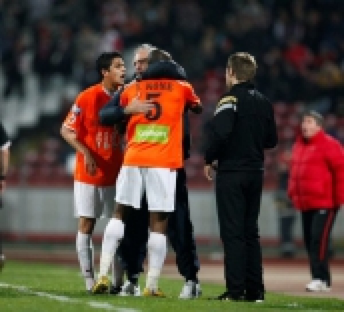 FOTO / Vezi imagini de la partida Dinamo -  CFR Cluj