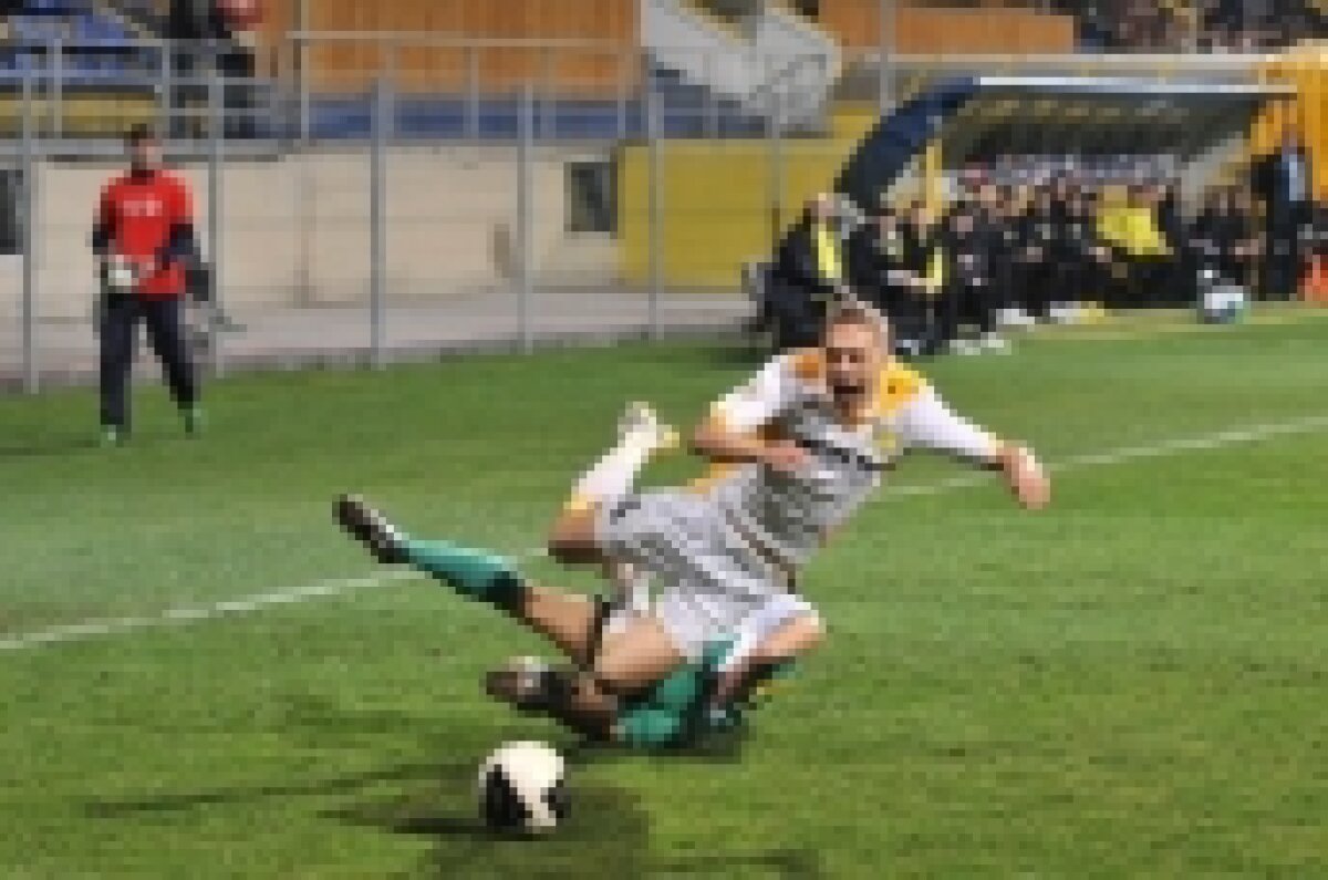 FOTO / Braşov şi Vaslui se bat pentru un loc în finala Cupei