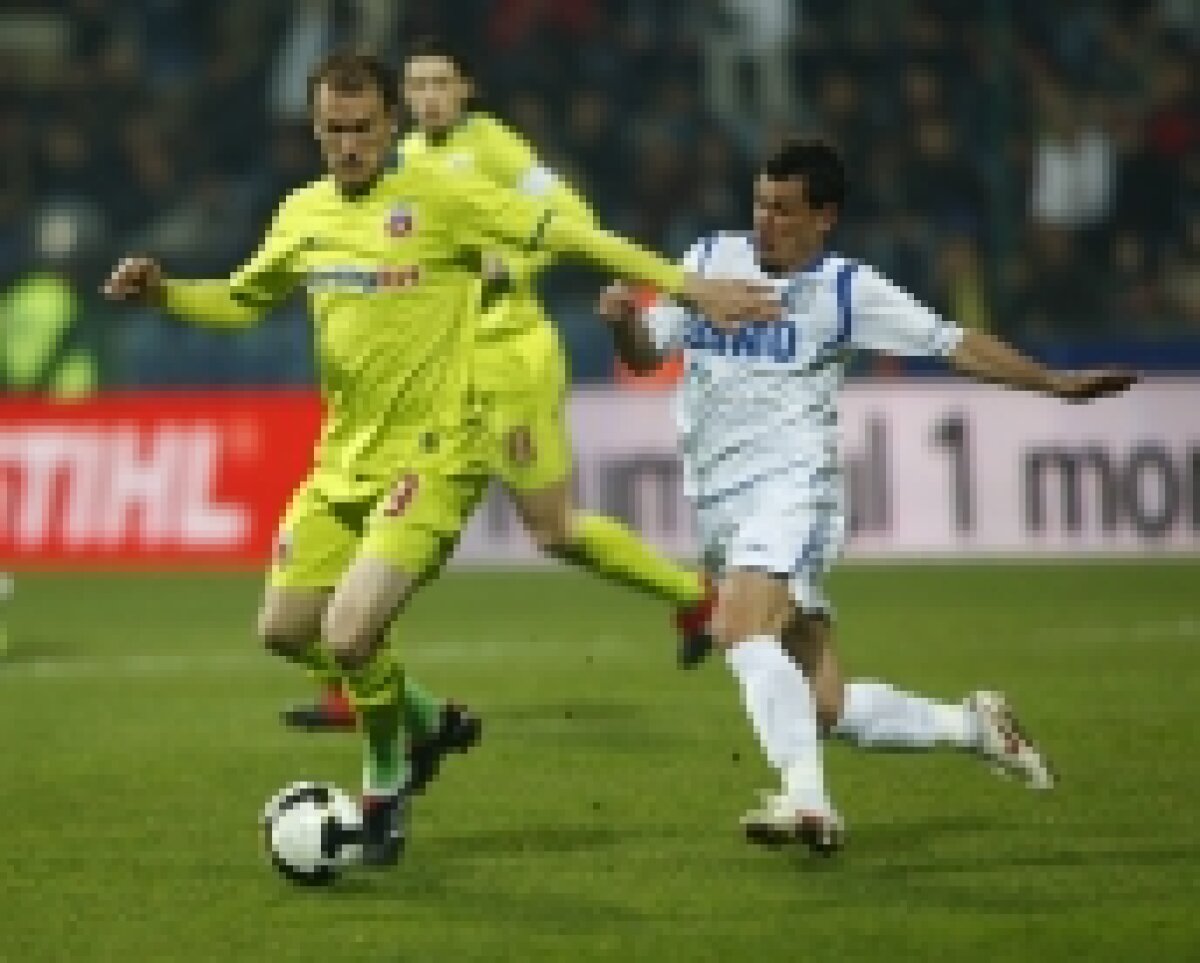 FOTO » Vezi imagini de la Pandurii - Steaua!