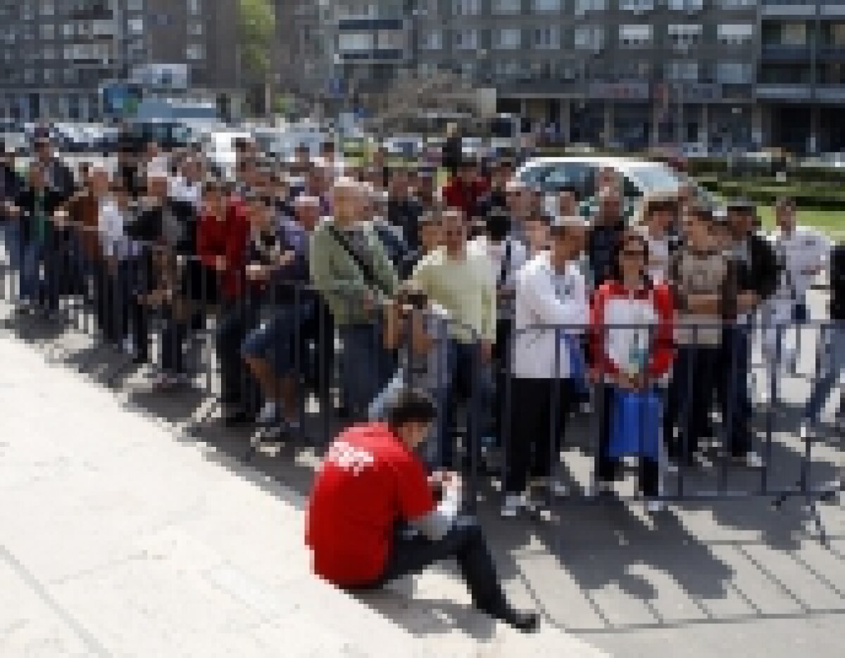 FOTO / Pelerinaj la Cupa Mondială