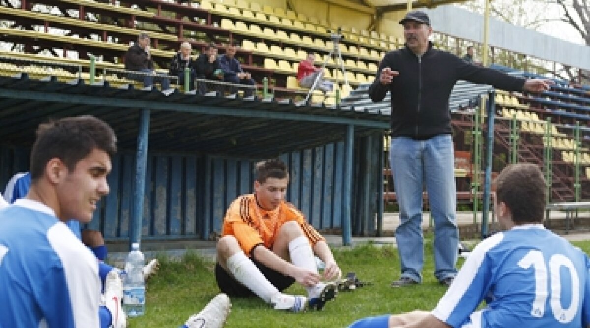 Soarta unui mare fotbalist! » Mihail Majearu trăieşte de pe o zi pe alta