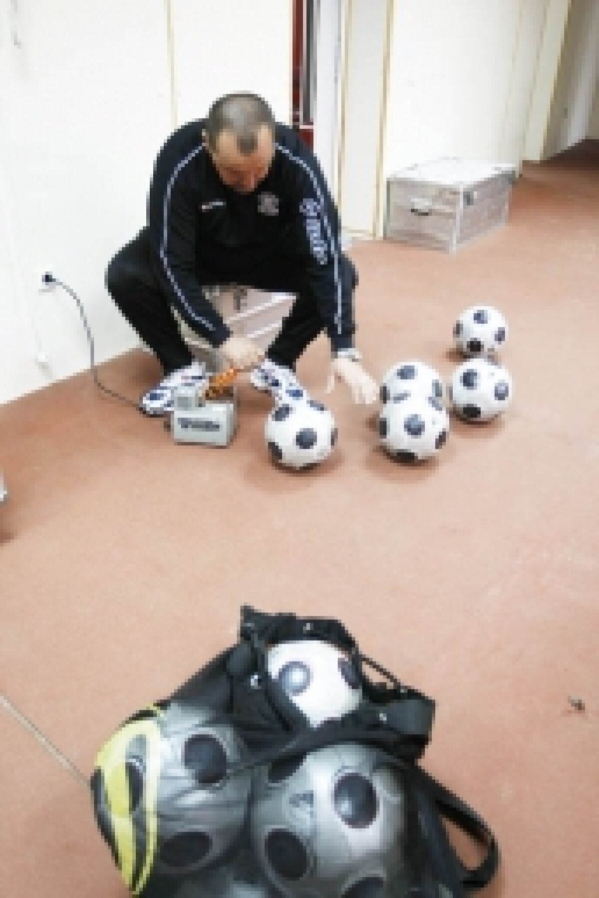 Află cum este pregătit derby-ul cu Steaua în Giuleşti! "12 ore de trudă"