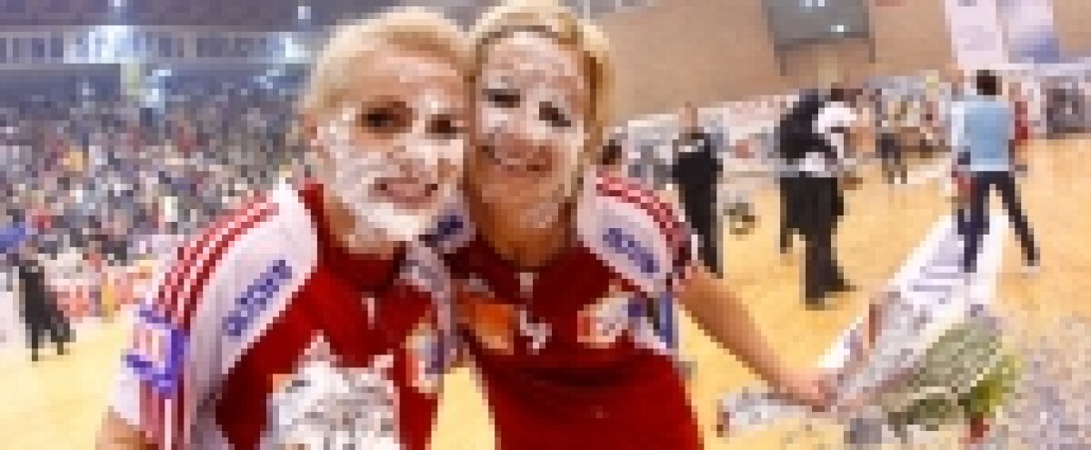 Albă ca Zăpada şi 22 de milioane de pitici » Fetele de la Oltchim merg în finala Ligii Campionilor şi ne fac să ne simţim ca într-un basm