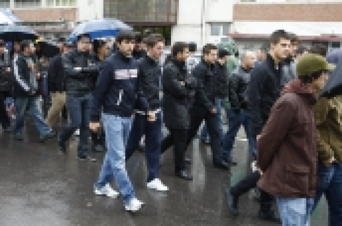 Giuleştiul i-a spus "Adio" lui Sandu Neagu! Vezi poze de la înmormîntare