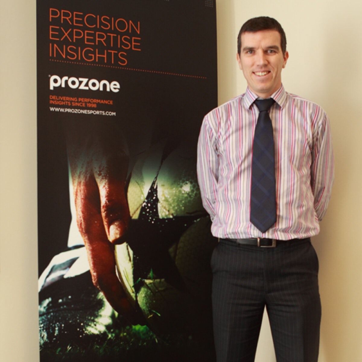 Gazeta a fost în Anglia şi vă arată ceea ce Liga a ignorat » 3000 de evenimente analizate pe meci!