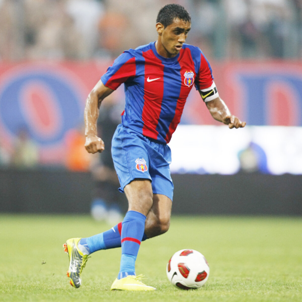 De la Tudorel Stoica la Florin Salam, povestea decăderii roş-albaştrilor » Căpitanii manelişti